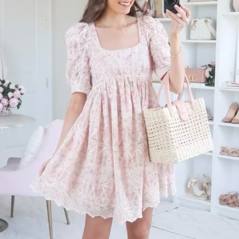 NWT Boutique En Saison Kiera Eyelet Babydoll Dress